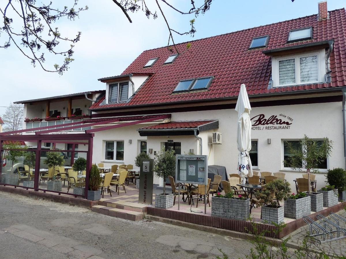 Hotel/Restaurant Balkan Sömmerda Exteriör bild