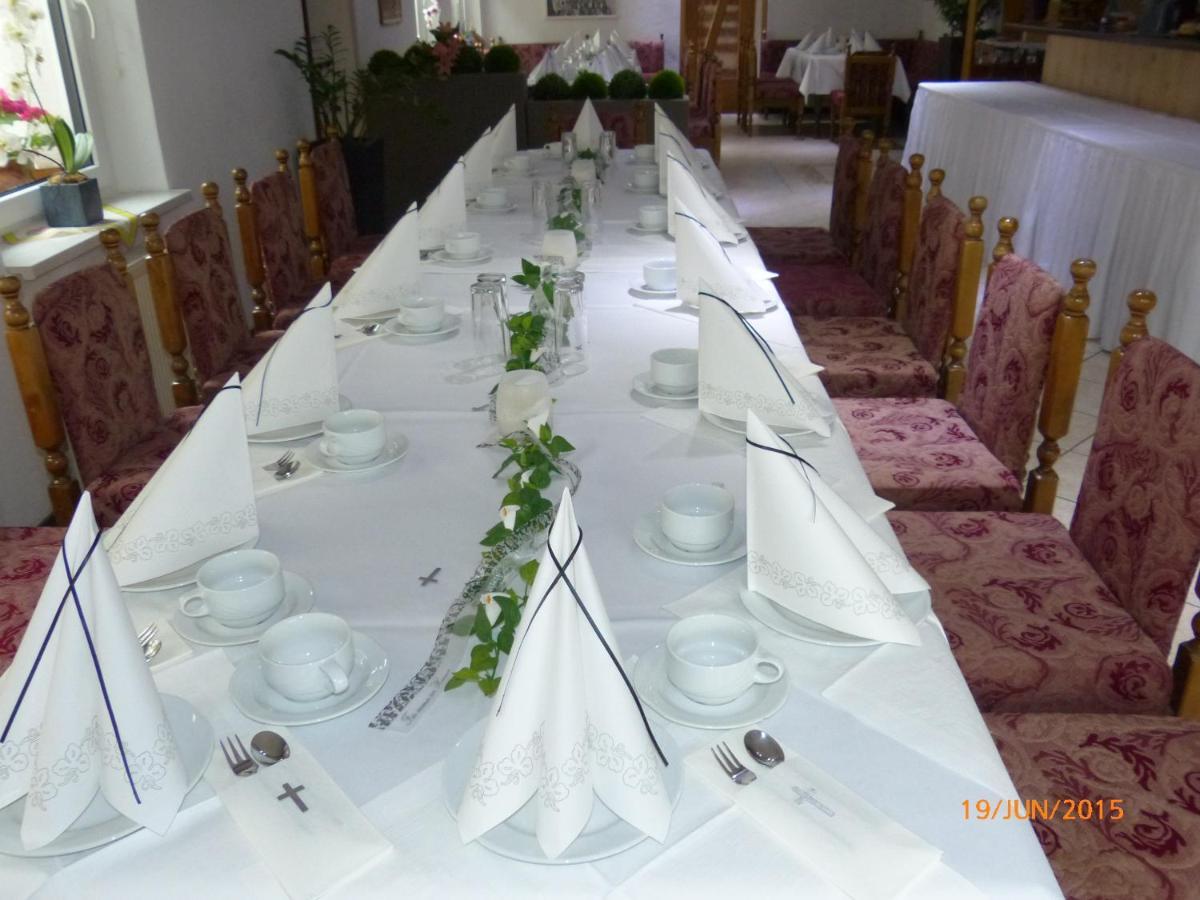 Hotel/Restaurant Balkan Sömmerda Exteriör bild