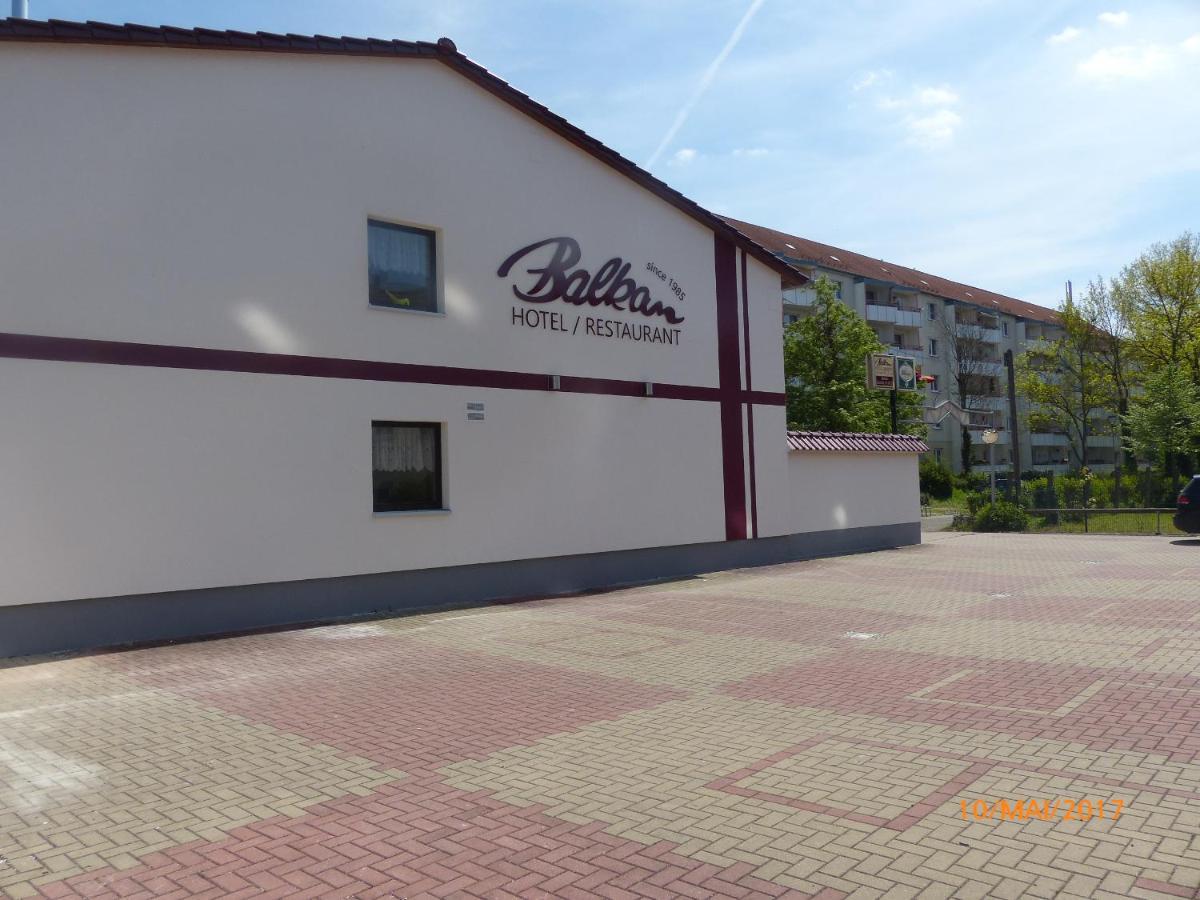 Hotel/Restaurant Balkan Sömmerda Exteriör bild